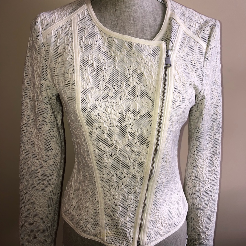RW & Co Short Blazer